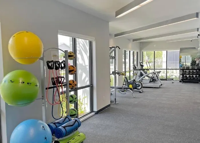 Luxe & Cozy 3Beds,2Rooms,Ev Gym Near Beaches&Downtown Wpb