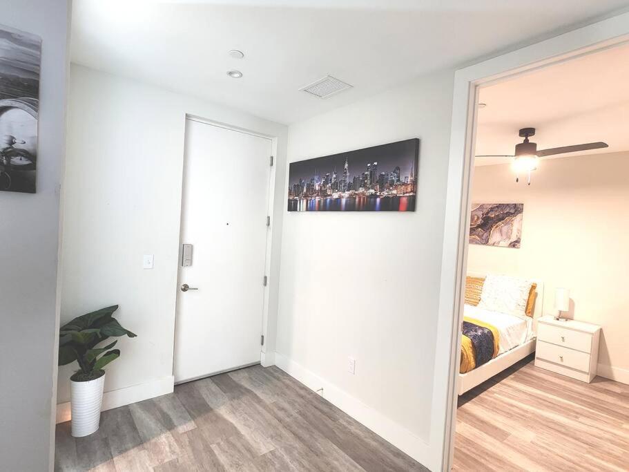 Apartment Luxe & Cozy 3beds,2rooms,ev Gym Near Beaches&downtown Wpb