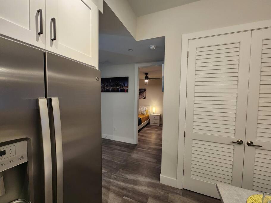 Luxe & Cozy 3beds,2rooms,ev Gym Near Beaches&downtown Wpb Apartment *