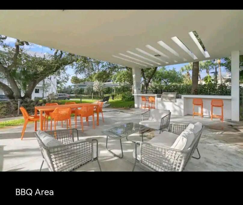 Appartamento Luxe & Cozy 3beds,2rooms,ev Gym Near Beaches&downtown Wpb